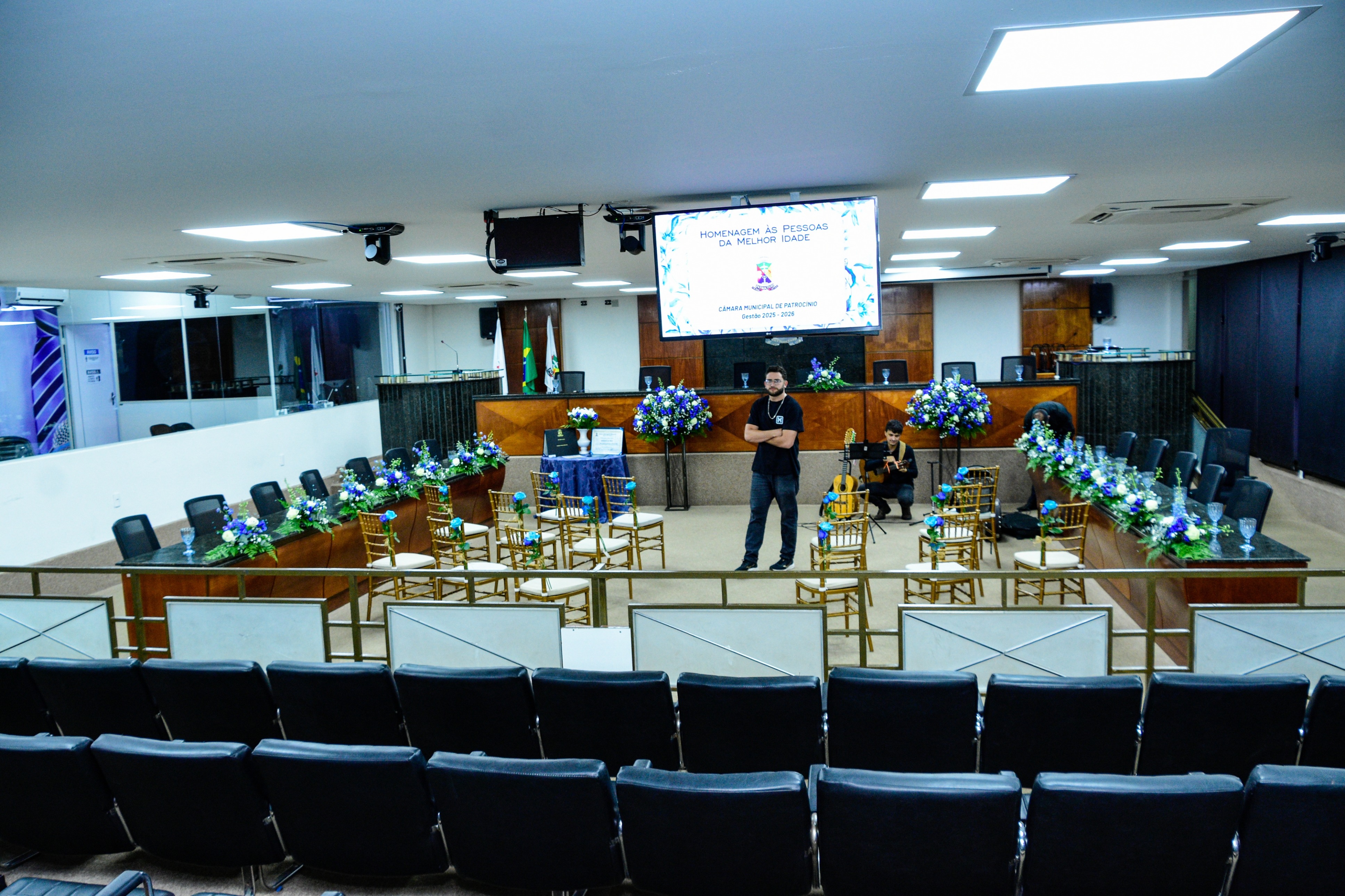 Homenagem-às-Pessoas-da-Melhor-Idade (8).jpg