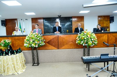 Medalha-Professora-Olga-Barbosa-09-10-2025 (274).jpg