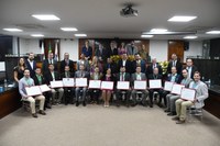 A Câmara Municipal de Patrocínio realizou sessão solene de  entrega de títulos de Cidadania 