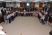 CIDADANIA HONORÁRIA: RECONHECIMENTO E EMOÇÃO MARCAM A NOITE