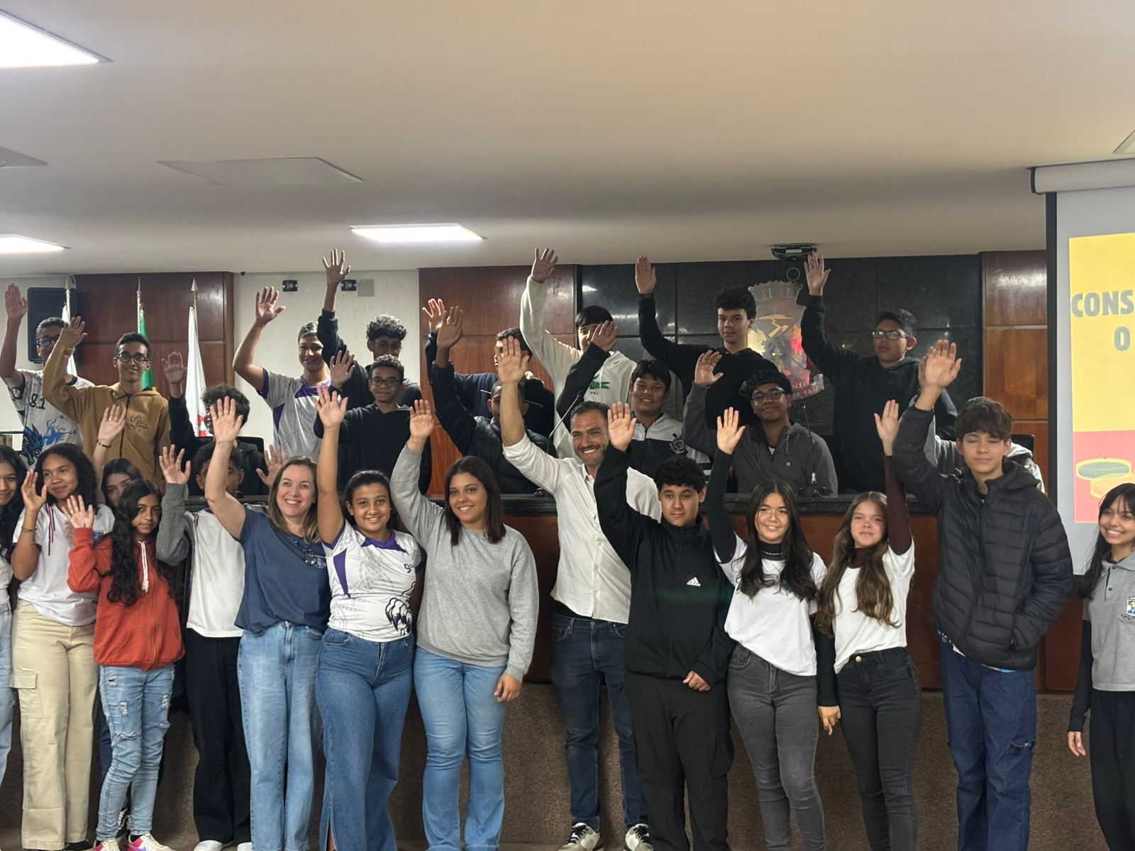 Conscientização às drogas: palestra motiva alunos em evento da Escola do Legislativo